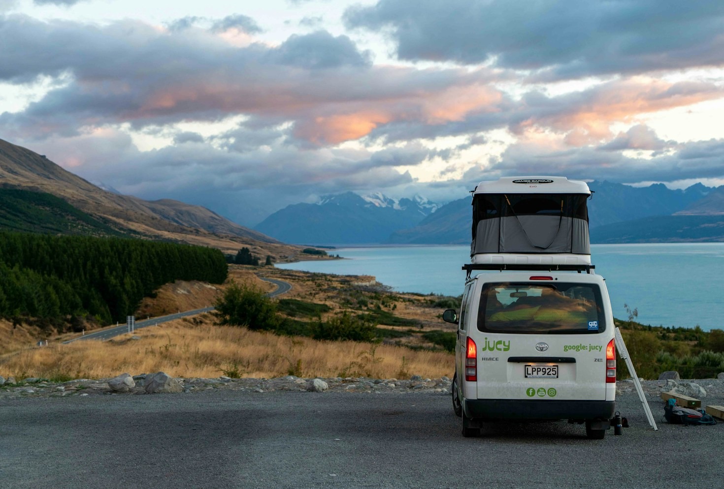 Top Ten Scenic Mountain Drives to Take in a Motorcoach